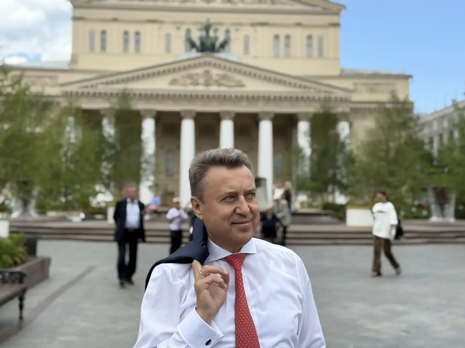 Я видел Москву разной. Масштабной - советской, окрыленной - перестроечной, стремительно...