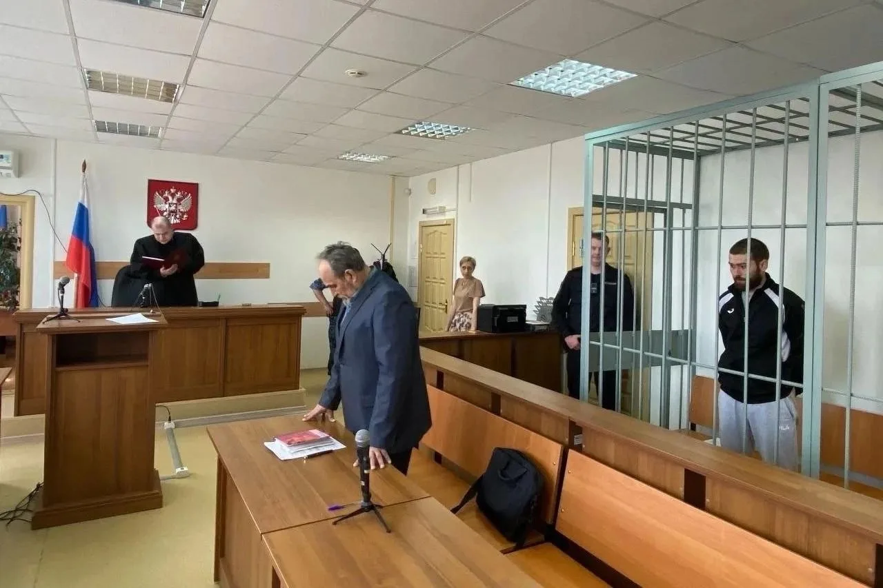 Хоккеист из Первоуральска, обвиняемый в избиении дантиста, предстанет перед судом. 43-летнего Наиля 