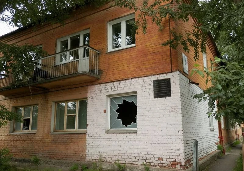 Пьяный красноярец перепутал дома и разбил окна чужой квартиры

38-летний житель Красноярска, выпив, 
