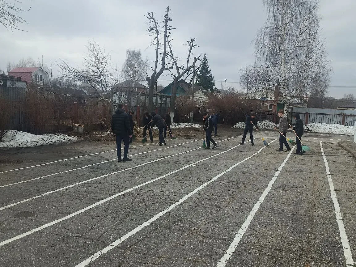 🌿 Санитарная пятница: вместе за чистоту и порядок!  В рамках регионального месячника по благоустройс