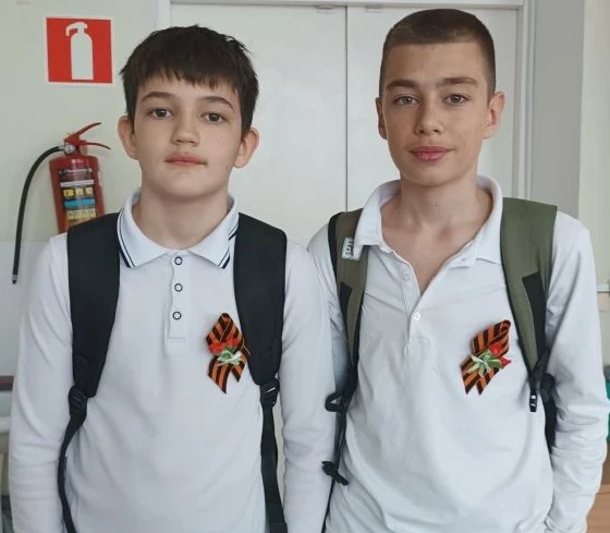 🎗 Мастер-класс по изготовлению георгиевской ленточки в 6А классе ⁣ 🎗 В 6А классе прошёл тематический
