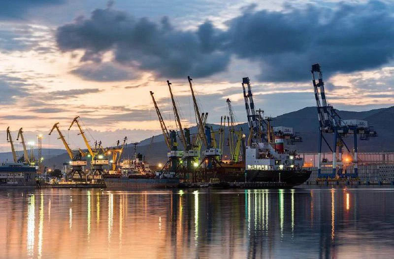 Грузооборот всех морских портов РФ. Ускорение продолжается

Показатель за первые пять месяцев 2026 г