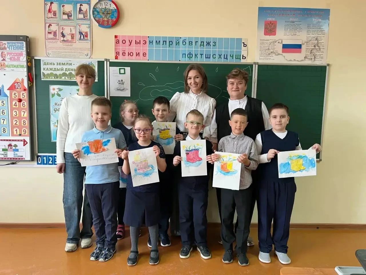 Сегодня, 24 апреля, в 1 К/1 классе прошло комплексное занятие от  инклюзивной студии "Волшебная шкат