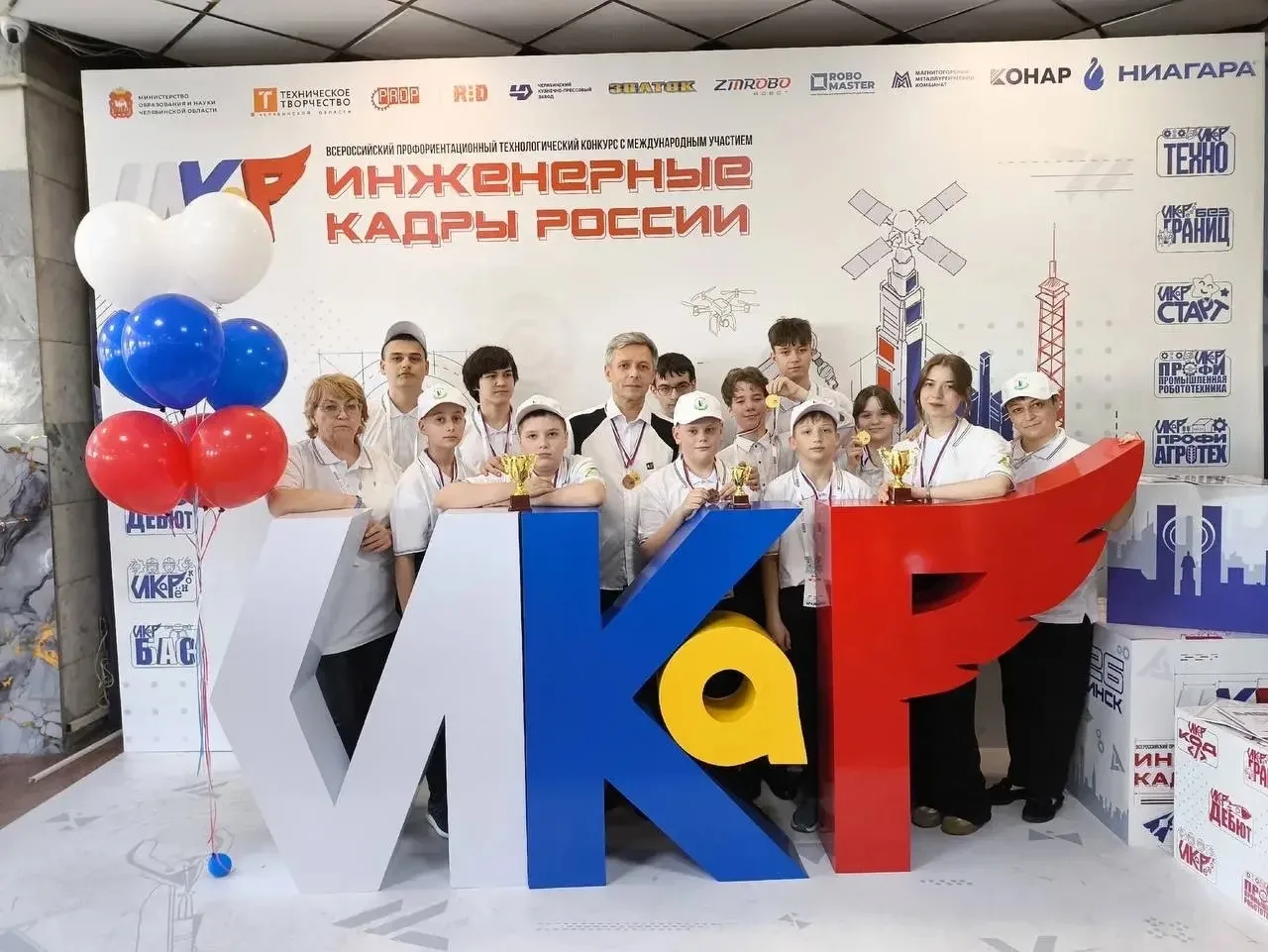 📣 Школьники Ленобласти – победители Всероссийского конкурса «Икар»