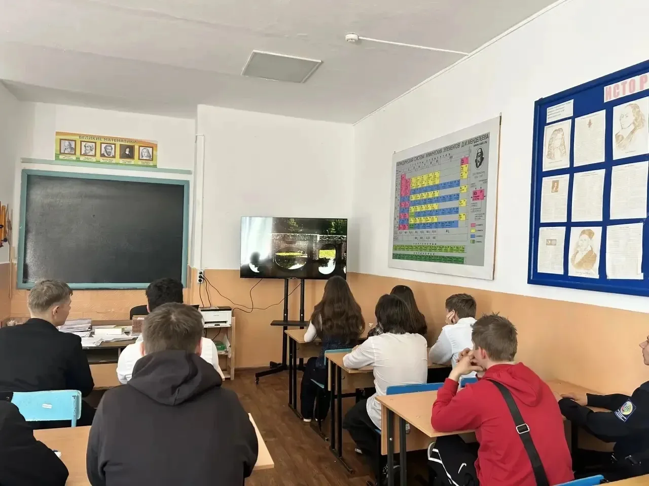 02.04.2026 г. в Медногорском филиале КЧР ГБПОО МПК «Профессионал» прошёл открытый урок по физике на 