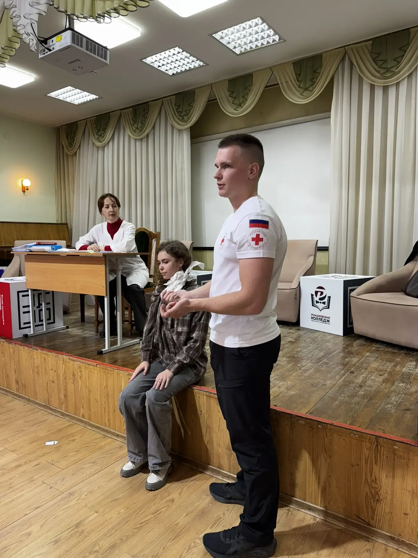 🏥  Насыщенные дни военных сборов в колледже!  В рамках военных сборов и федерального проекта «Поддер