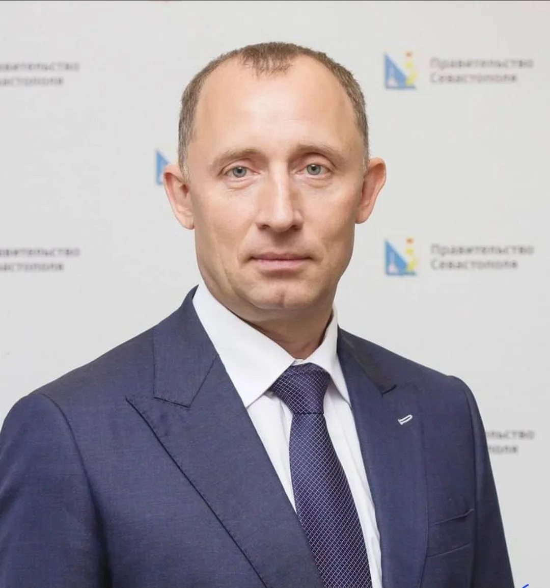 Экс-чиновников Севастополя приговорили к 19 и 20 годам за хищения при строительстве укреплений

Меща