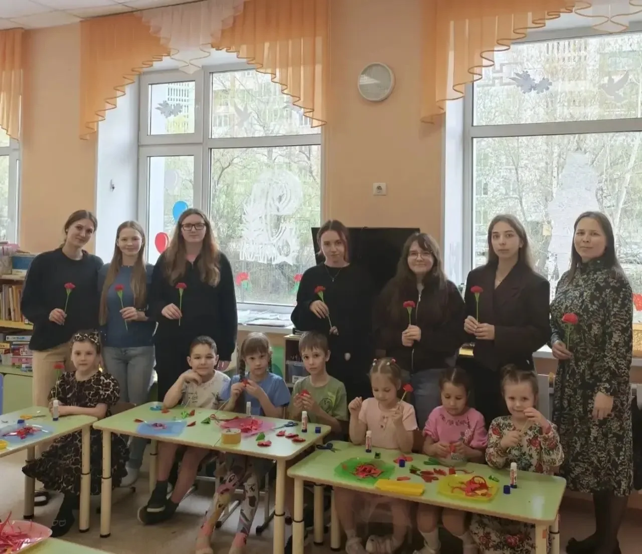 👩🏼‍🏫 Первый шаг в профессию: студенты ТГПУ погрузились в атмосферу школы № 40 г. Томска   Студенты 1