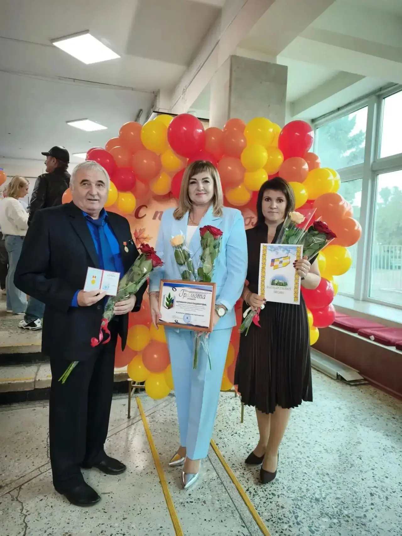 🎉 «Вечно молодым учителям!» — 2 октября состоялся районный праздник в честь Дня учителя.