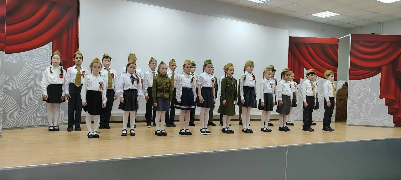 🎶 Смотр хоров  ⚡ В преддверии великого праздника, Дня Победы, в нашей школе состоялся традиционный с