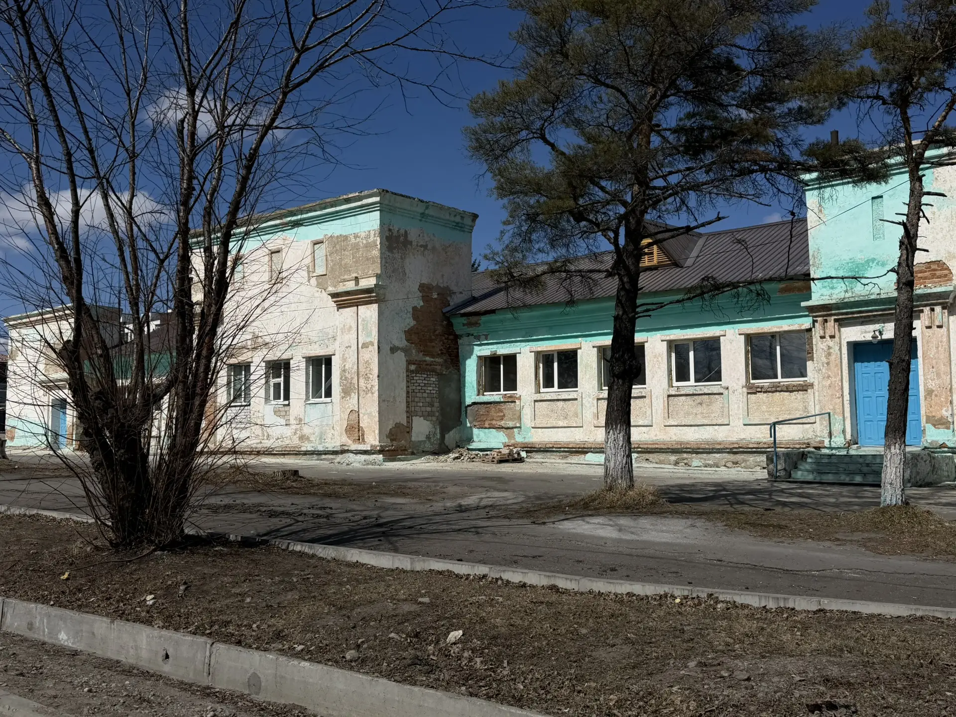 🏗 В Свободном продолжается ремонт городской бани №1  Работы ведутся по адресу: ул. Почтамтская, 113.