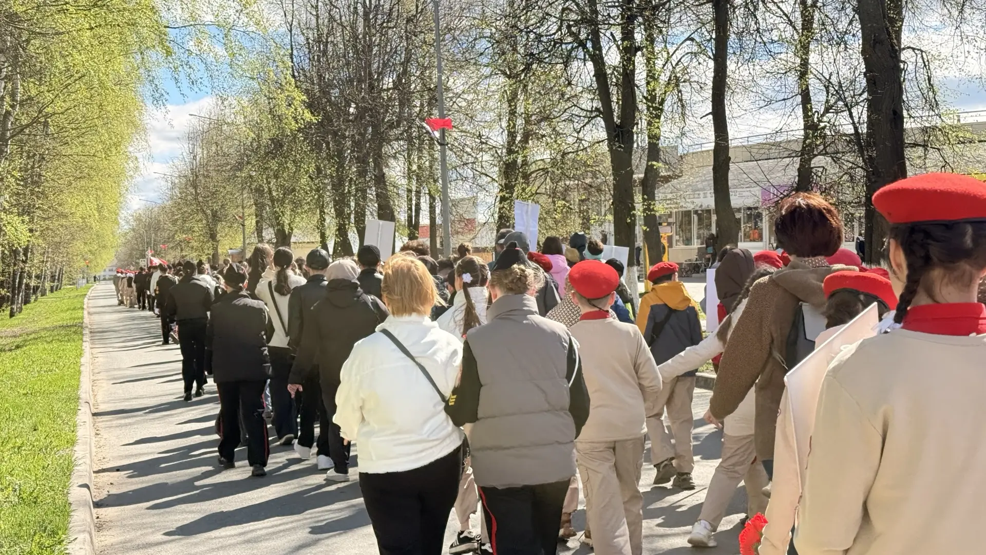 ДЕНЬ ВЕЛИКОЙ ПОБЕДЫ 🎖️   В День Великой Победы на центральной площади посёлка Советский состоялся то
