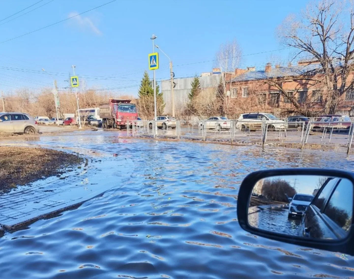 ☔ В Томск возвращается похолодание с грозами и сильным ветром.

По данным синоптиков, в воскресенье 