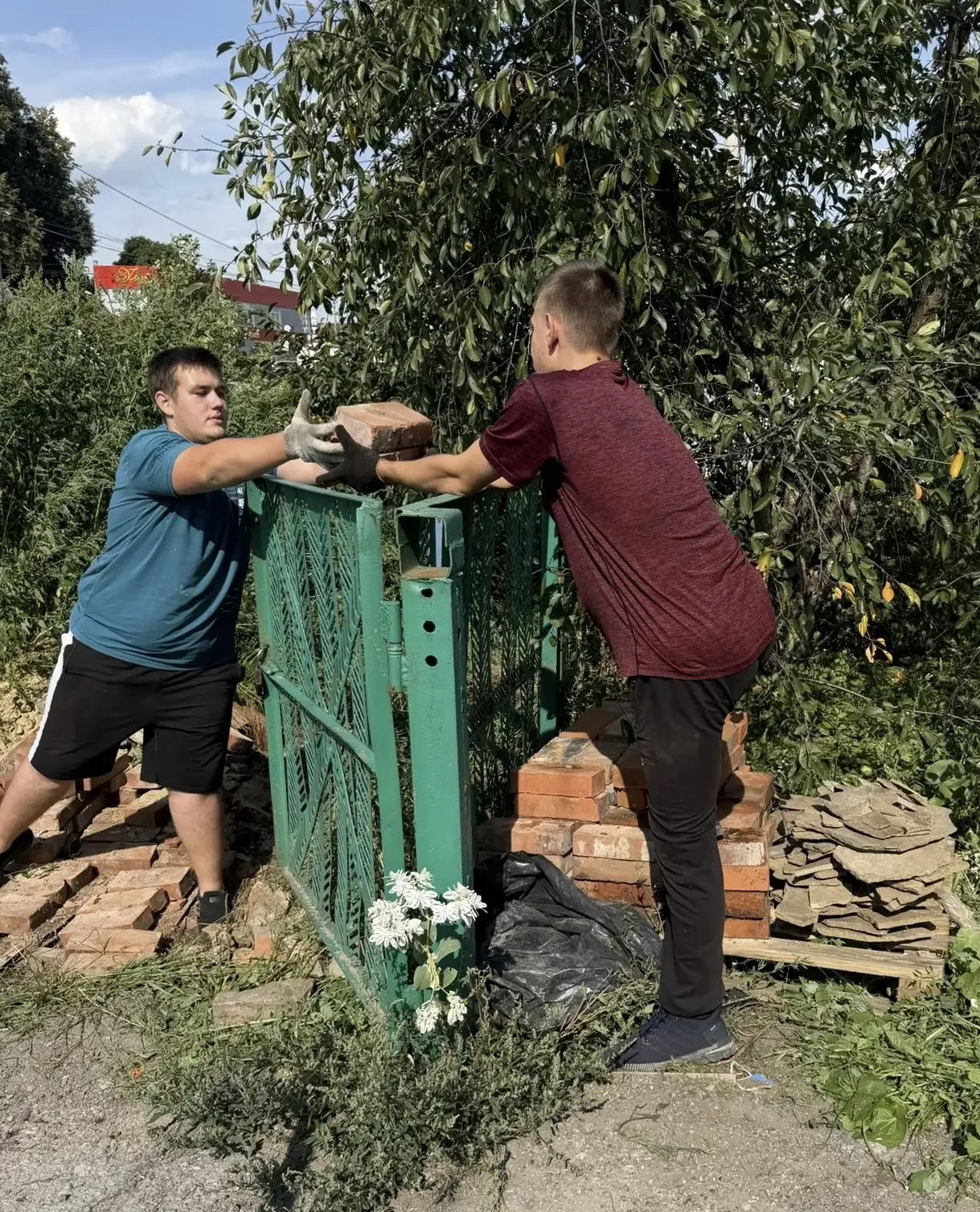♥️ «СВОИХ НЕ БРОСАЕМ»