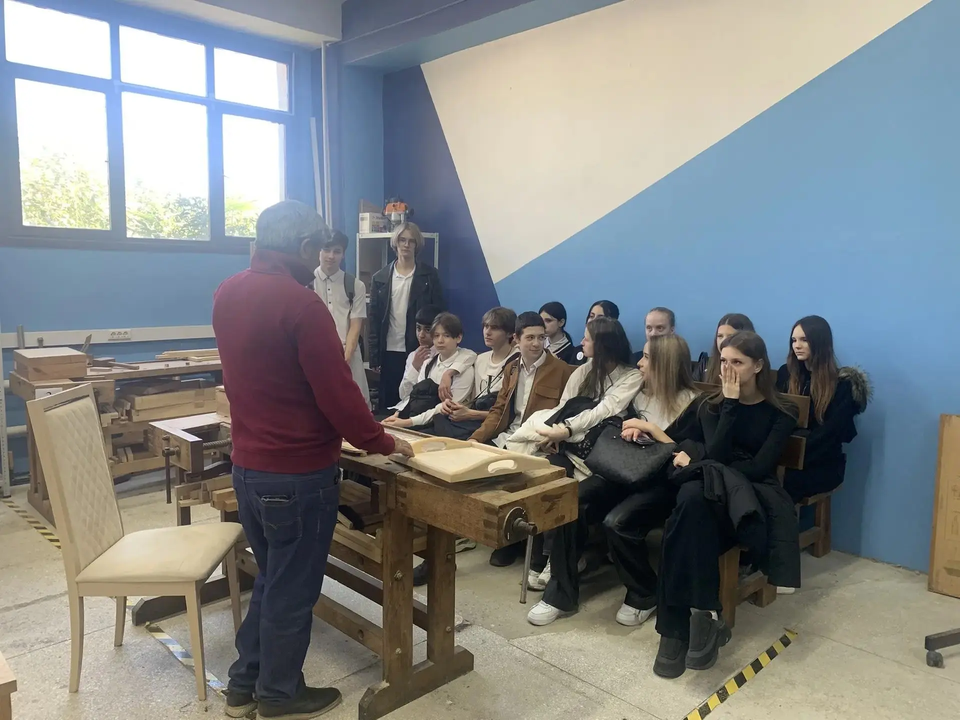 Открывая двери в будущее: 9А класс лицея в Сочинском профессиональном техникуме! Сегодня для учащихс