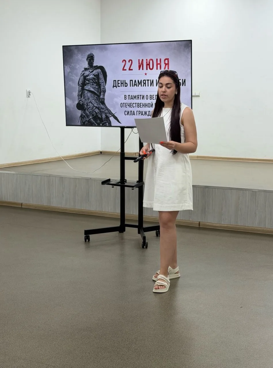 🥀Каждый год, когда на календаре появляется дата 22 июня, в сердцах миллионов людей всплывают воспом
