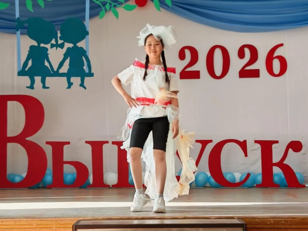 😍 Отряд «Смелые Орлята» - настоящие новаторы! Они представили разнообразные образы из пластика и па