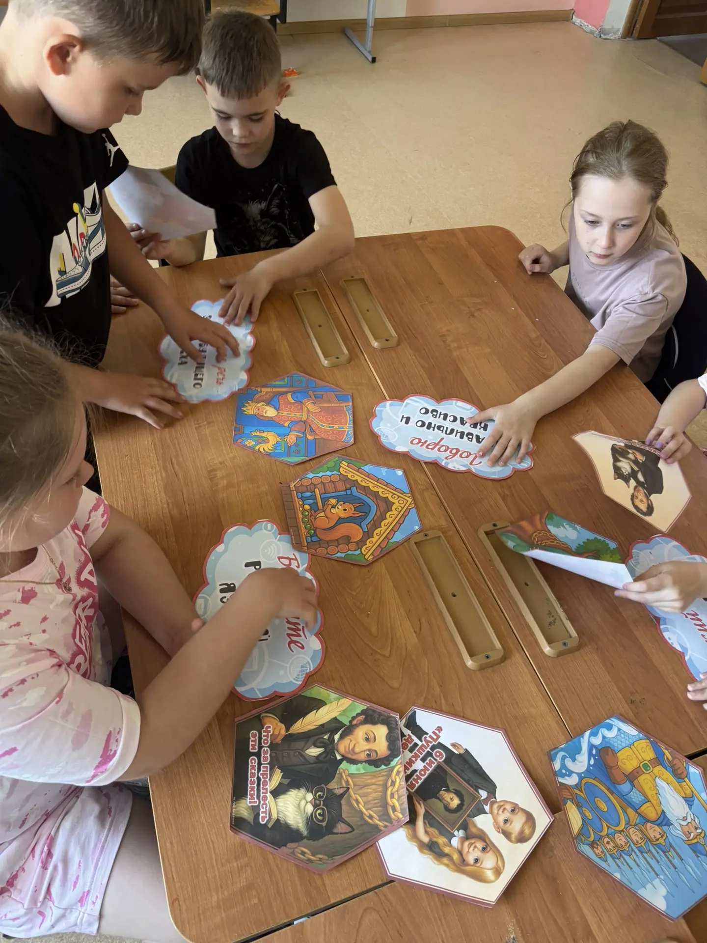 📚 День русского языка в нашей школе: погружение в мир великого и могучего!

В школе царила особая а