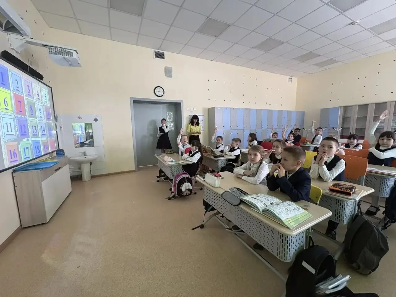🌟 Наши вожатые из «Орлят России» продолжают удивлять и радовать юных лицеистов самыми интересными  и