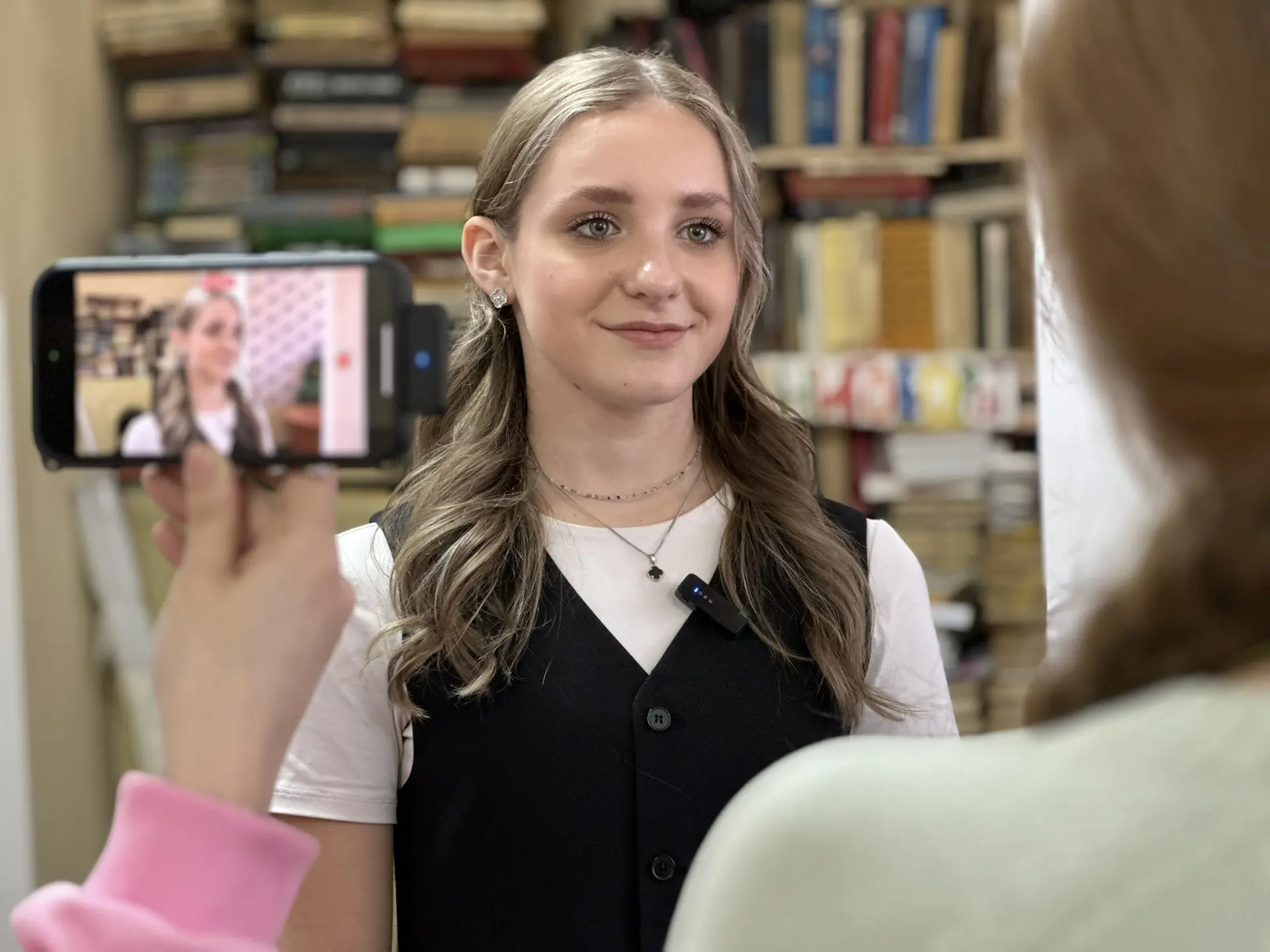 📰✨ Экскурсия в мир новостей! ✨📰  Учащиеся полицейского класса школы №38 вместе с заместителем предсе
