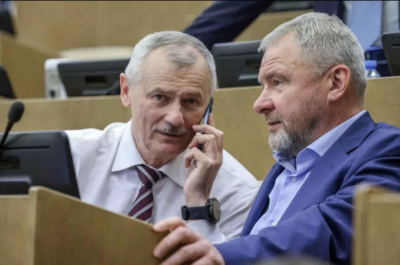 Вчера — Тихвин, сегодня — Дума: рабочий ритм Команды 47

Ещё вчера был в Тихвине на областном праздн