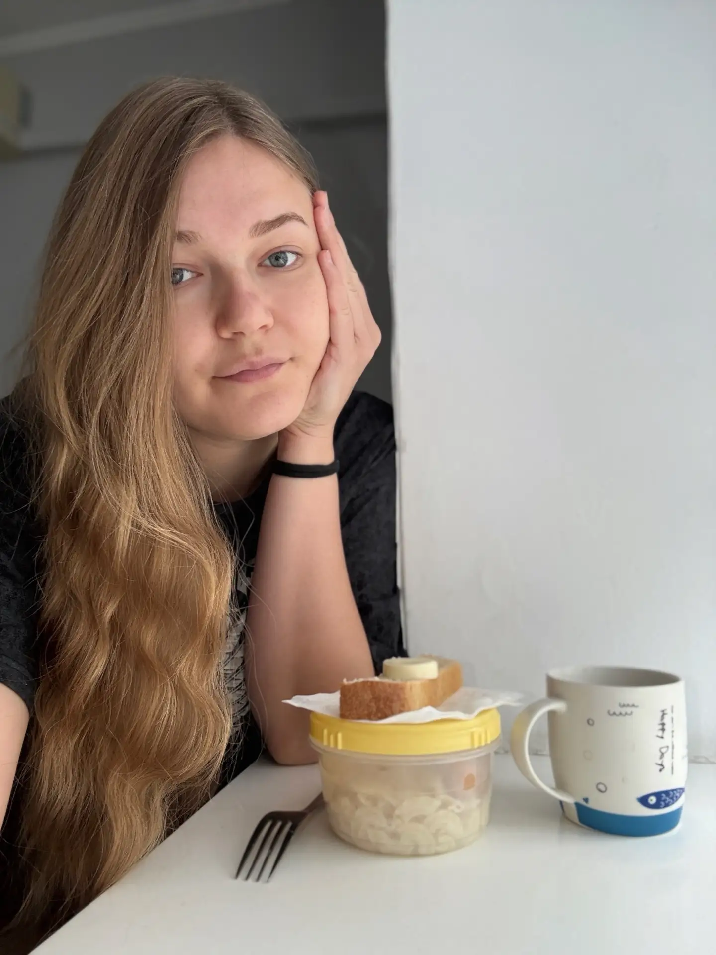 Уже хочу домой🥹 Принесли завтрак, пока жду выписку🫶🏻