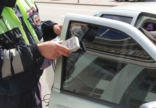 ❗️Сразу трех водителей арестовали в Липецке за управление автомобилями, тонированными с...