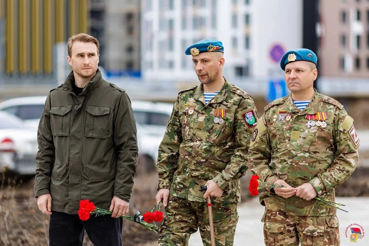 В рамках Межрегионального форума «Единство молодёжи Дальнего Востока» вместе с участник...