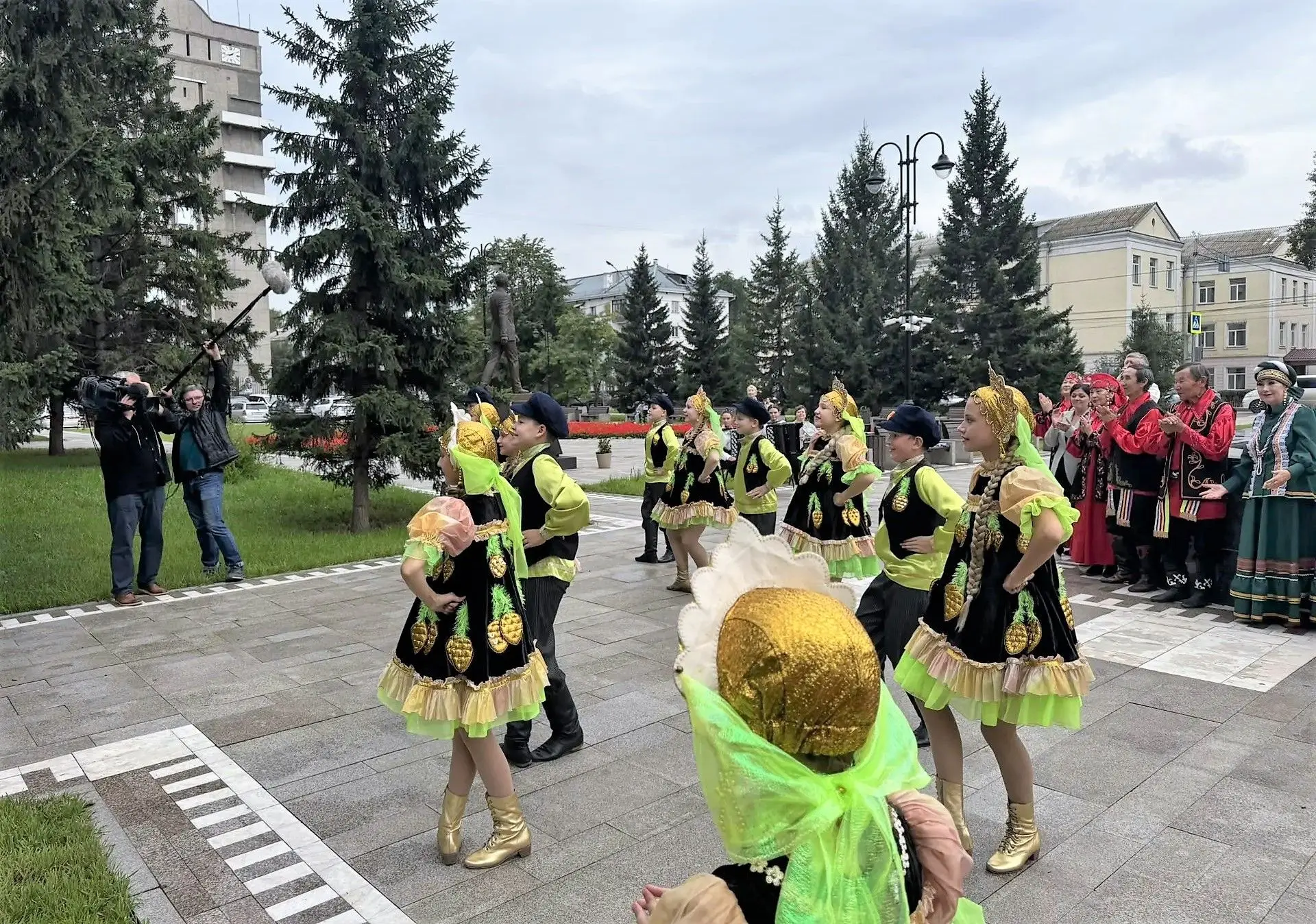 👏 Два ансамбля Центра имени Кадышева приняли участие в съёмках программы «Играй, гармо...