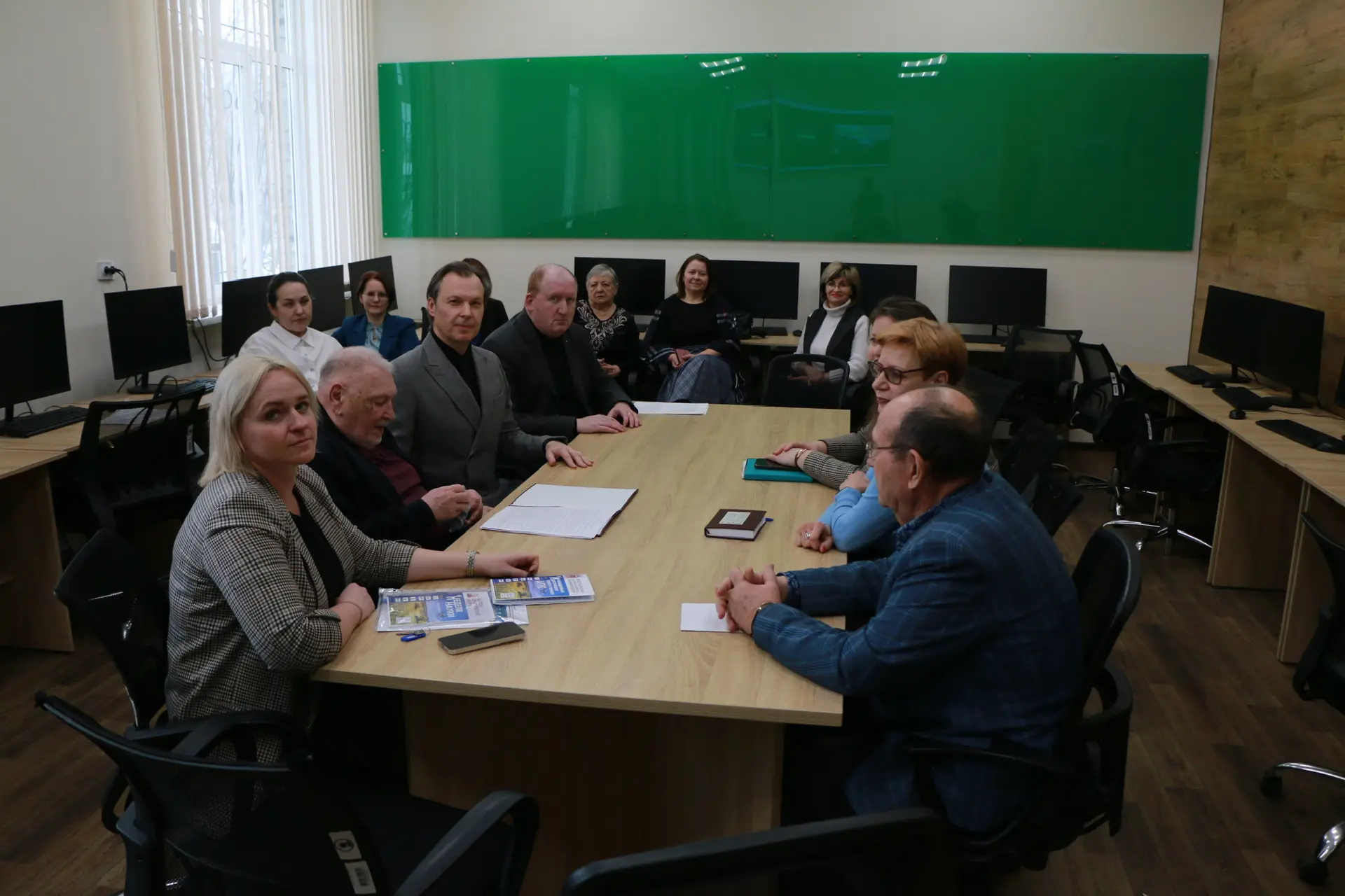 Неделя науки на экономическом факультете  5 марта на пленарном заседании для студентов выступили сле