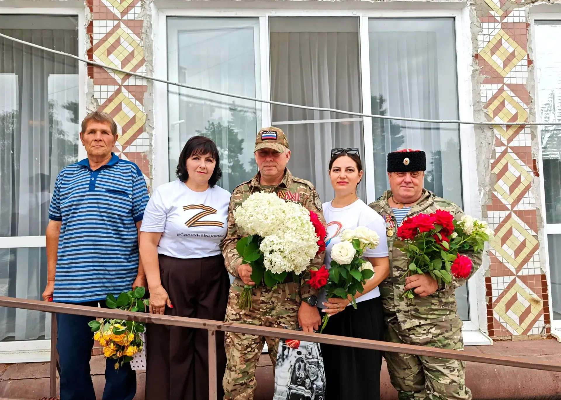1-го июля в рамках проекта «Время активных» волонтеры МБУ «ЦСОГПВиИ Сальского района» с...
