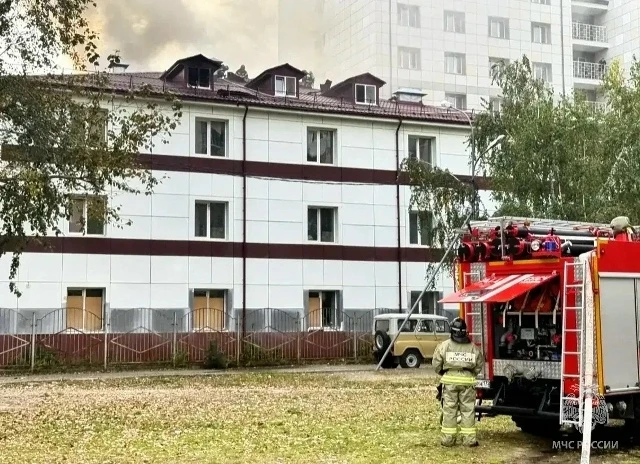 ❗В Тюмени ликвидируют пожар на улице Олимпийская