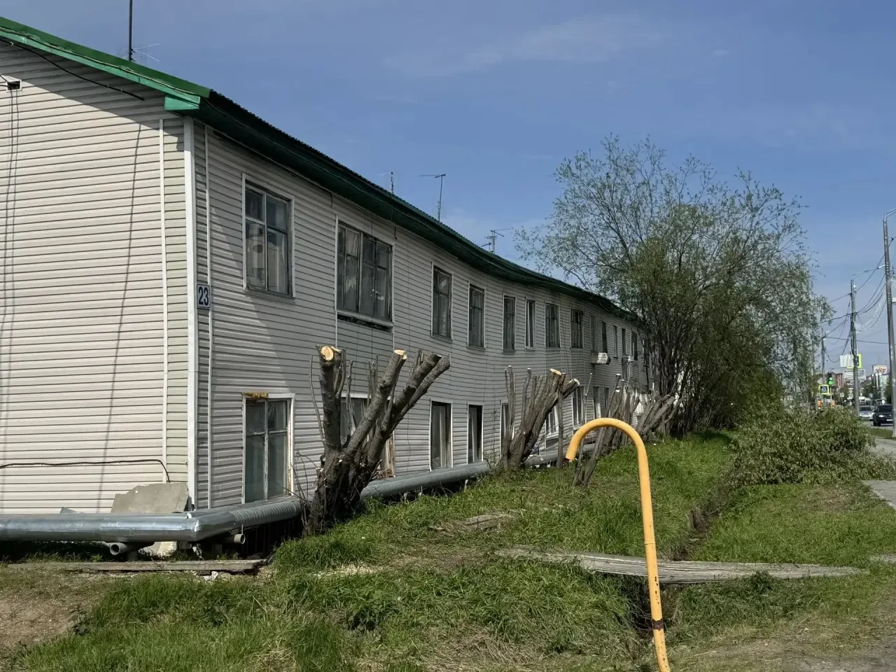 ‼️Жильцы сразу двух подъездов салехардского деревянного многоквартирника опасаются, что...