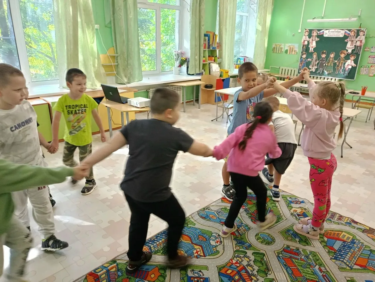 День языков народов РФ