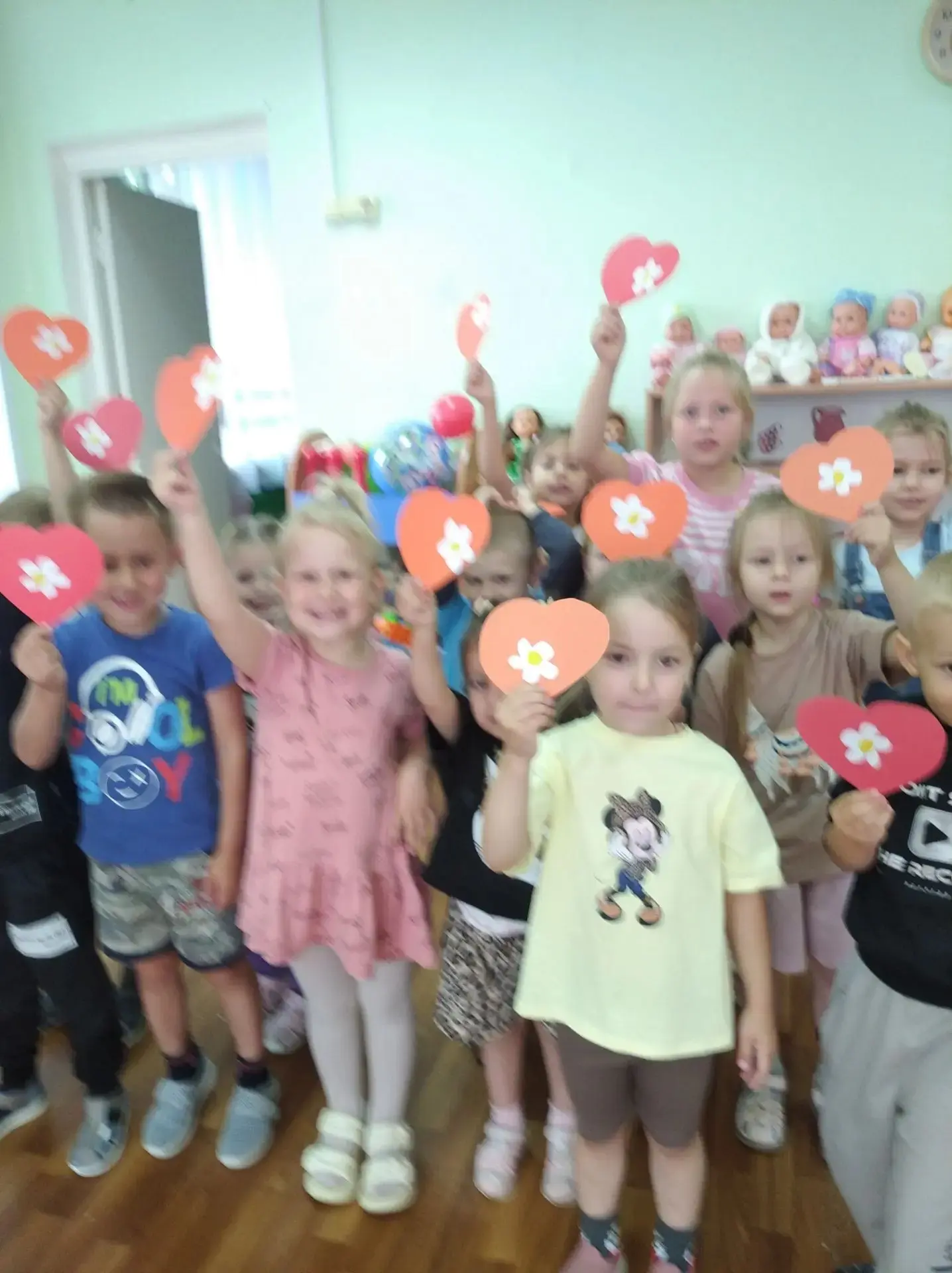 В нашей группе «Веснушки Конопушки» прошёл замечательный, тёплый и душевный День семьи, любви и верн