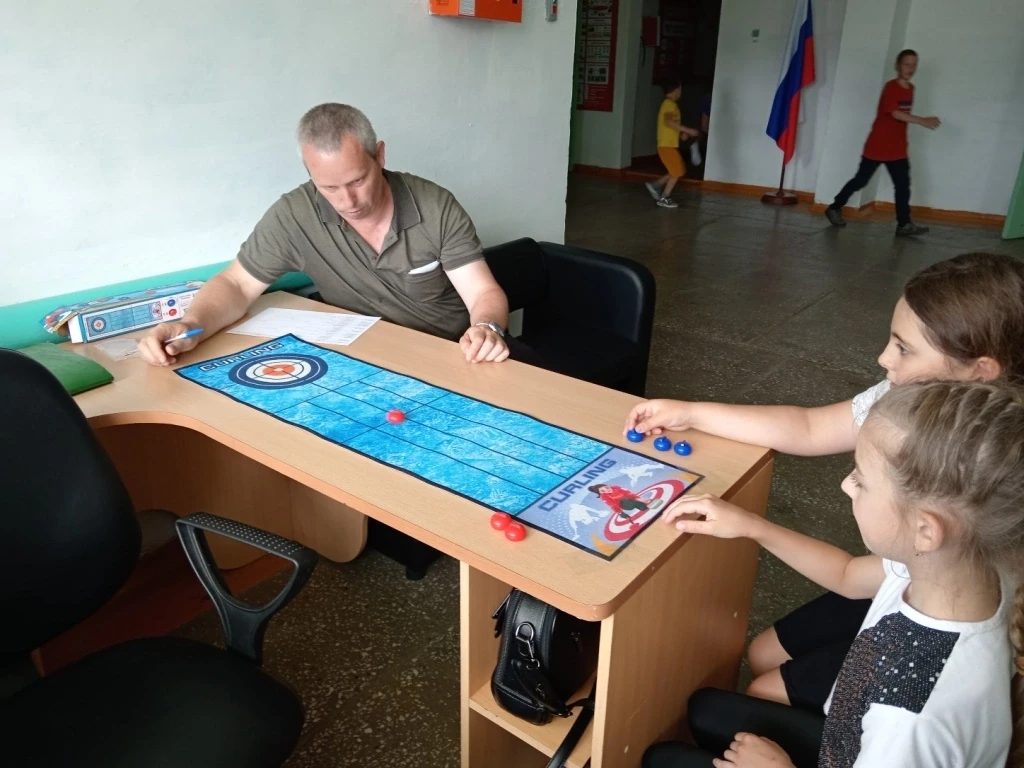 Всем отличного настроения! 😃😃😃 На связи МБОУ Новомихайловская СОШ. 📢📢📢Наш летний лагерь продол
