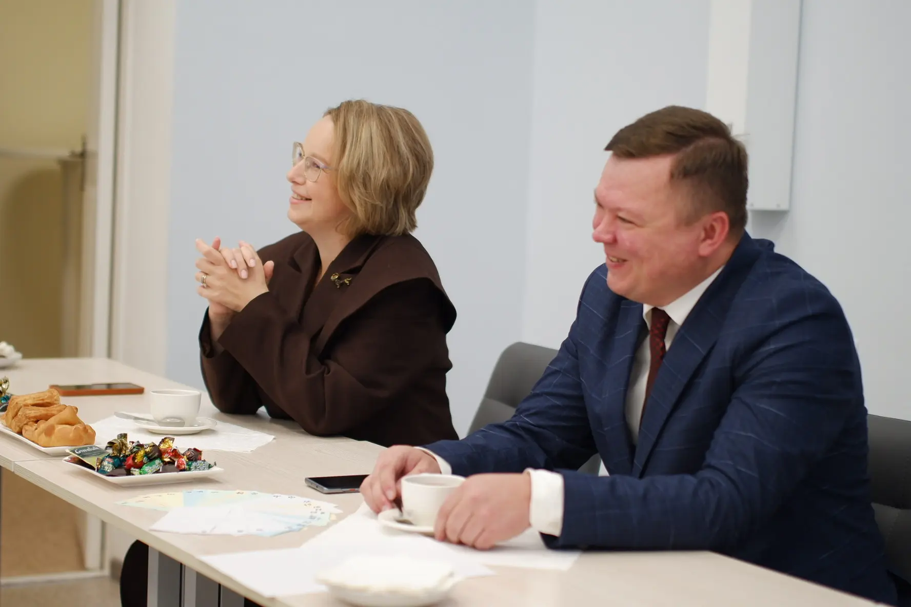 Деловой завтрак перед главным педсоветом: живой разговор с министром