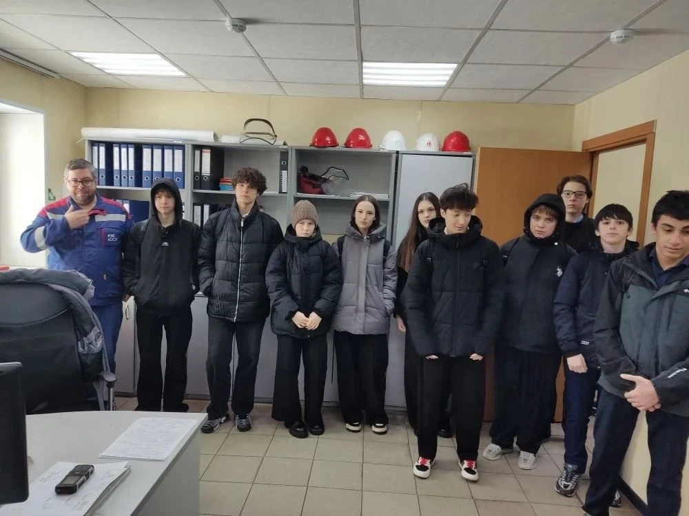 В рамках профориентационной работы в филиале колледжа прошла встреча с учащимися 9-х классов СОШ № 1