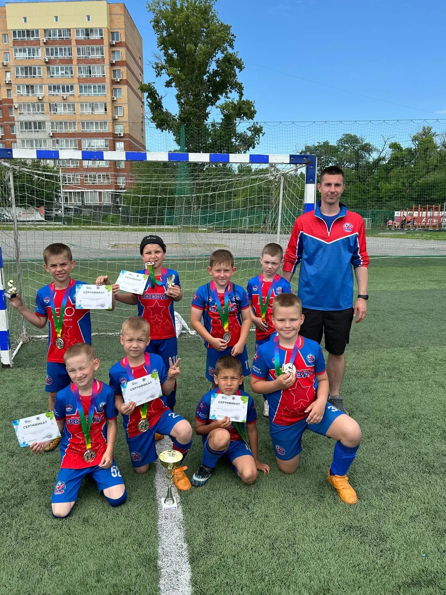 ⚽ Юные футболисты Четвериков Александр и Заикин Игорь со своим клубом приняли участие в первенстве г