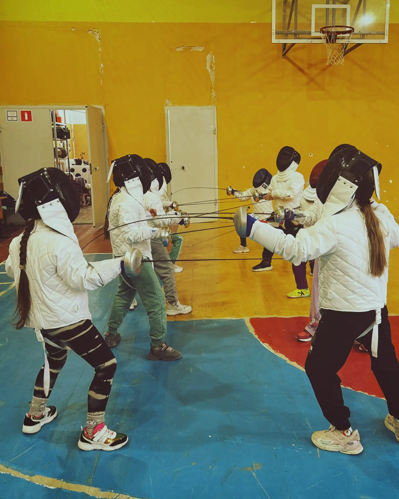 🤺 В нашей школе стартует «Классное фехтование»!