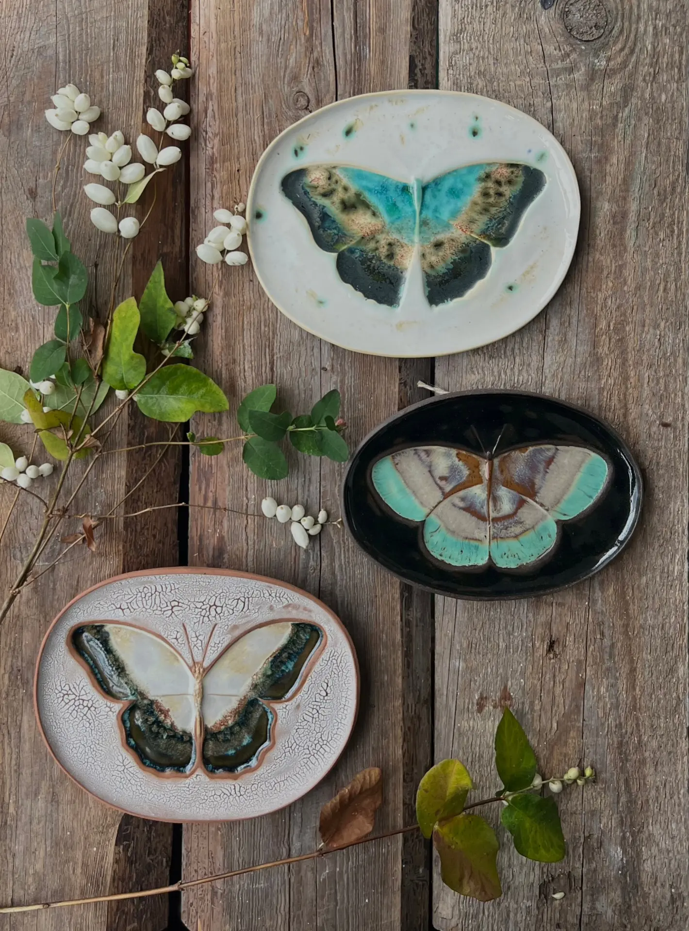 🦋 От кусочка белой глины — к большой мечте  В мастерской с шестиметровыми потолками, залитой светом 