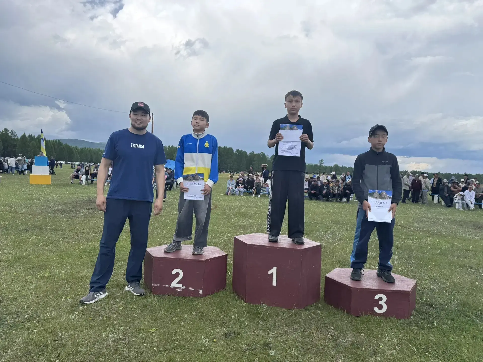 🤼‍♂️ БУХЭ БАРИЛДААН — НАСЛЕДНИКИ ВЕЛИКОЙ СТЕПИ 🤼‍♂️

В рамках национального праздника «Сурхарбан-2