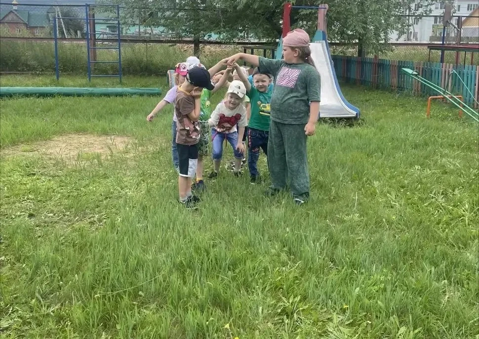 В детском саду началась "Неделя дружбы".С ребятами были проведены беседы о доброте, игр...