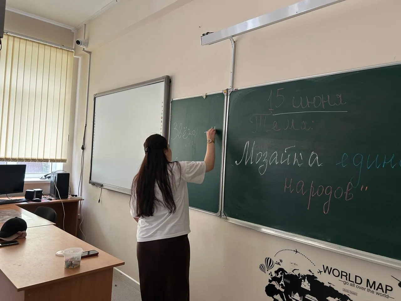 В нашем лагере  полным ходом идут занятия! Сегодня вожатые организовали тематическую викторину «Моза