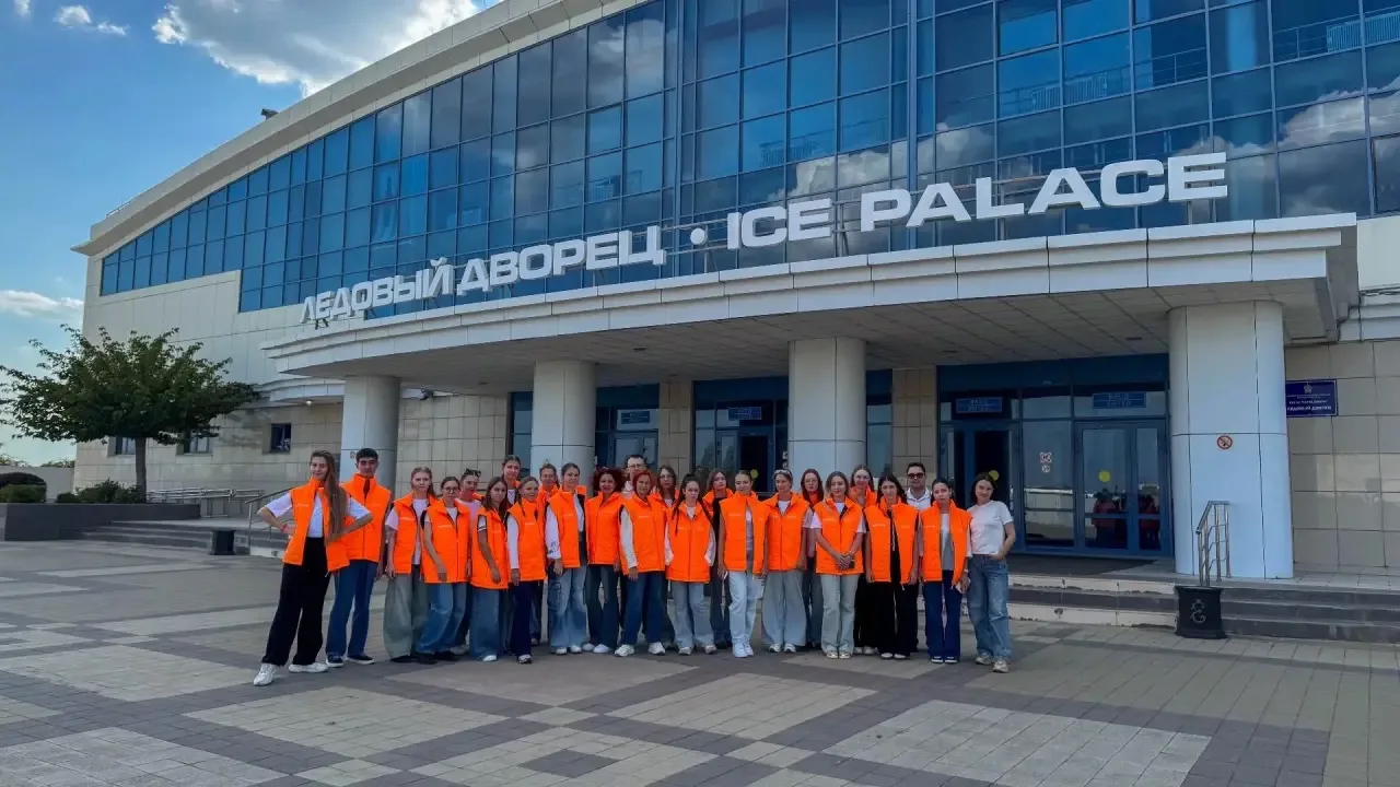Команда #МЫВМЕСТЕ и ледовое шоу Ильи Авербуха 🧡