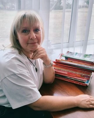 Инна Бодрова, учитель английского языка Острогожской СОШ № 6, педагогический стаж – 32 ...