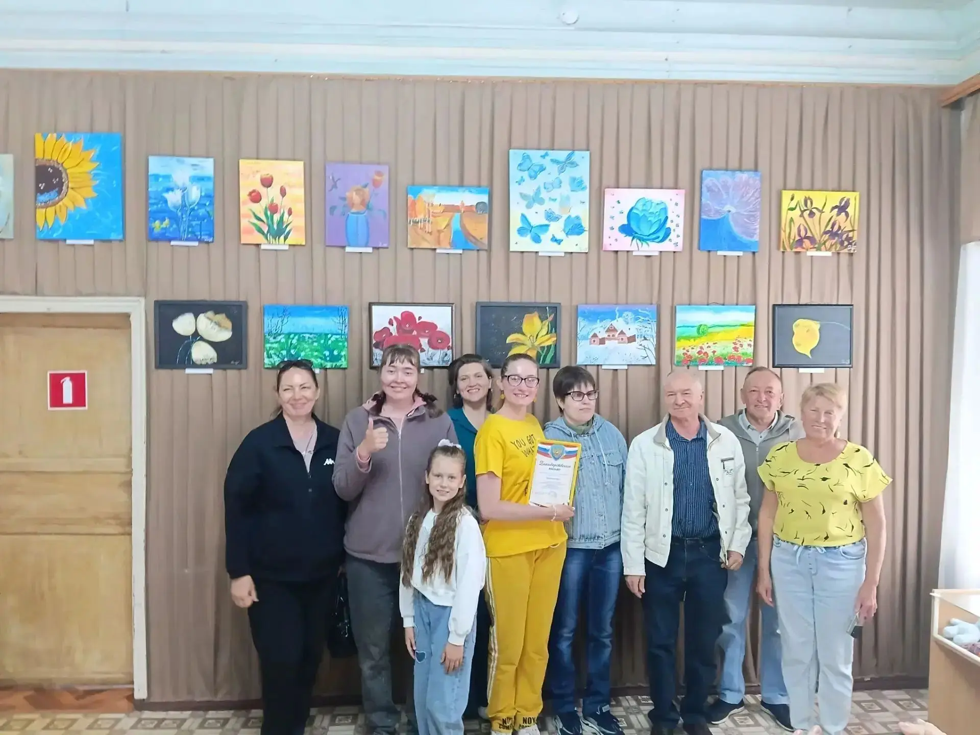 В доме купца Дьякова состоялось открытие выставки рисунков Дарьи Перепелициной "Ароматы души моей". 