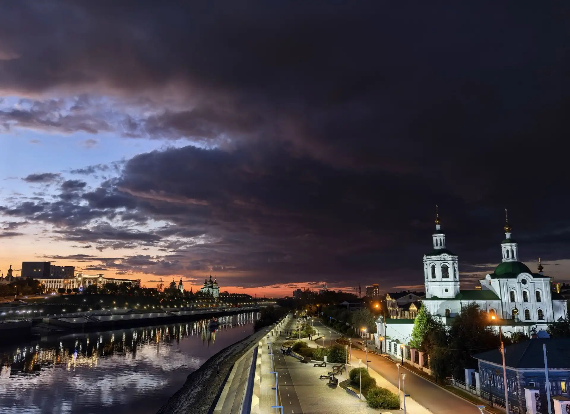 А нужно ждать и очень верить,
