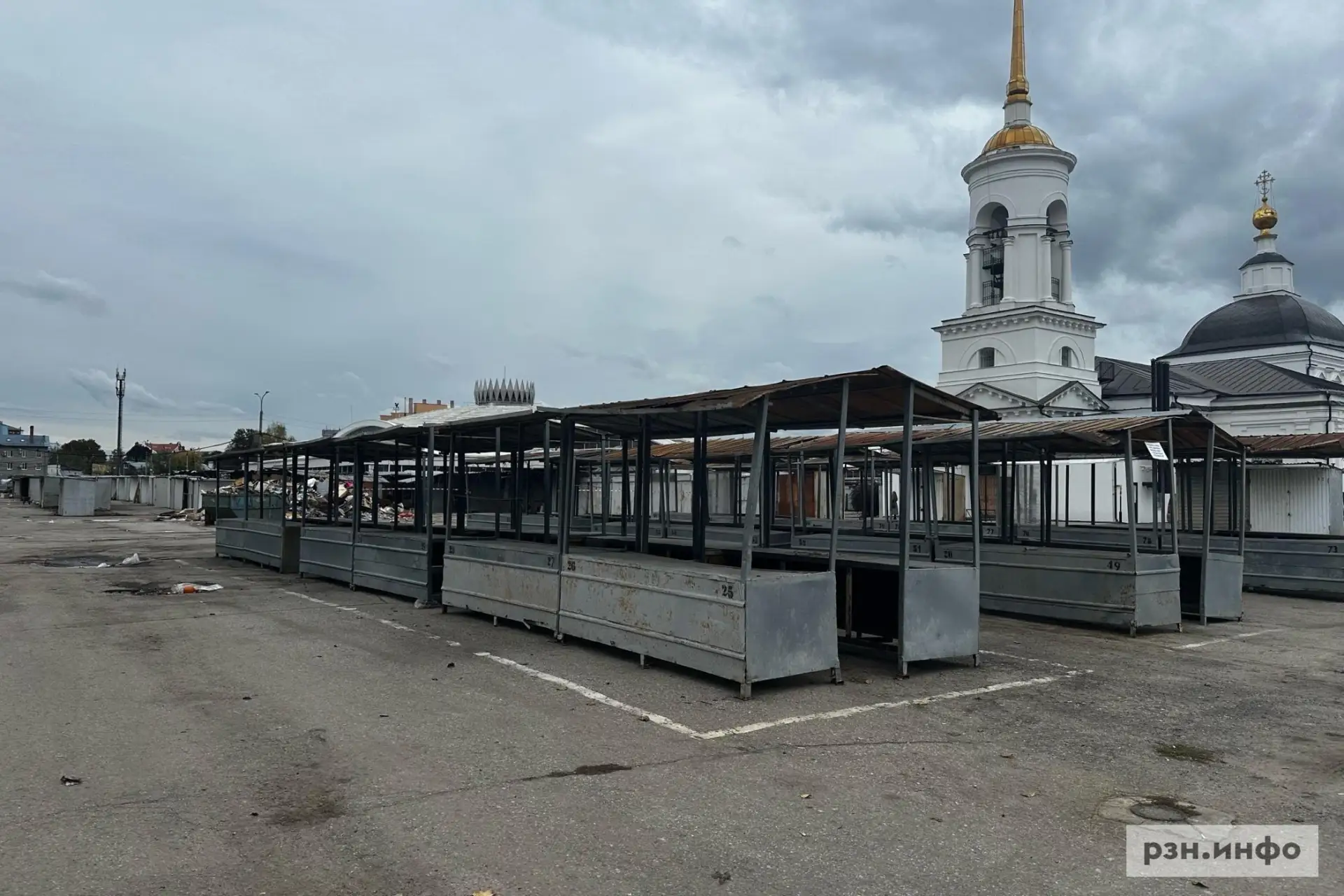 Рязанский центральный рынок переехал в павильоны. Известно, что с 1 октября продавцы с ...