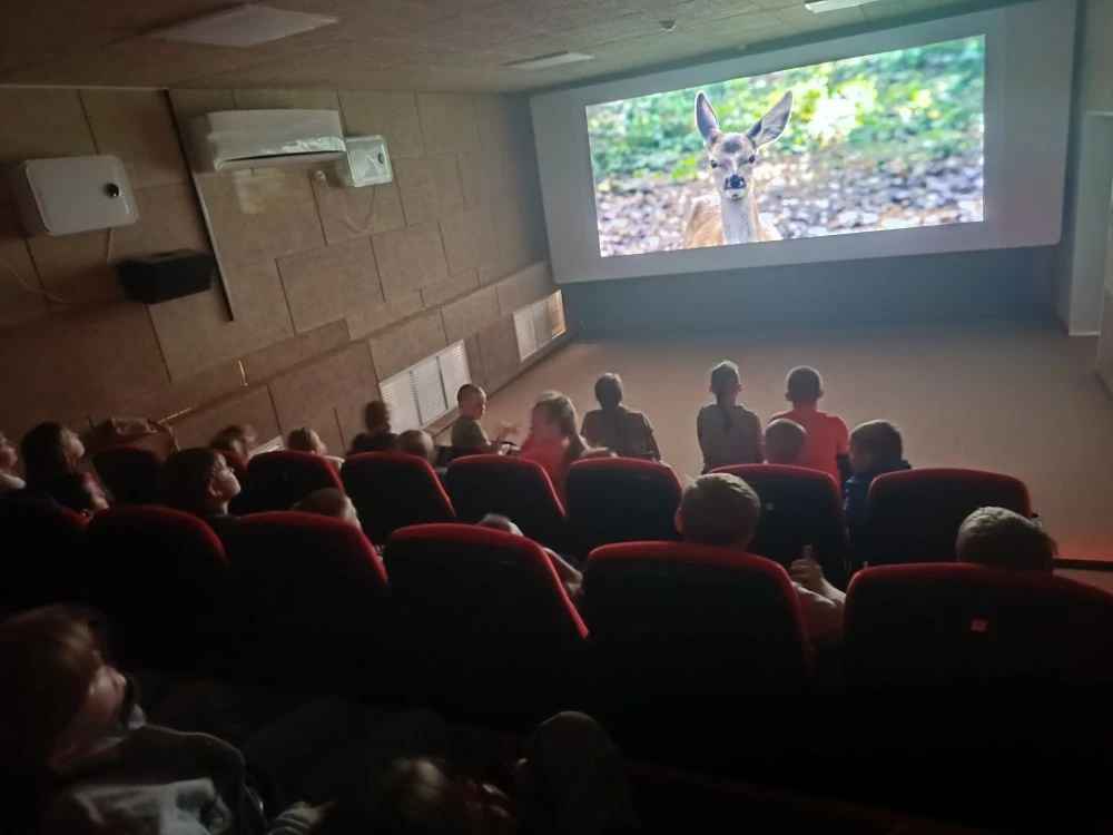 🎬Сегодня ребята из летнего оздоровительного лагеря при МКОУ «СОШ № 1» посмотрели удивительную и тро